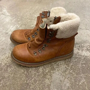 Royal canadian booties